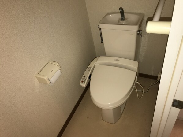 ア・カインドネスの物件内観写真